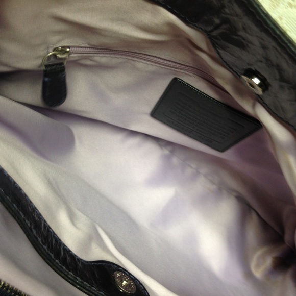 Coach -Black Patent Leather Shoulder Bag - Picture 8 of 14